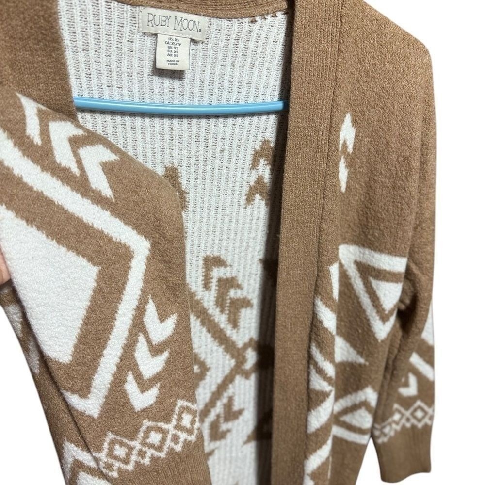 Ruby Moon Women Tan White Geometric Pattern Long Open Front Cardigan Sweater XS - Picture 5 of 9